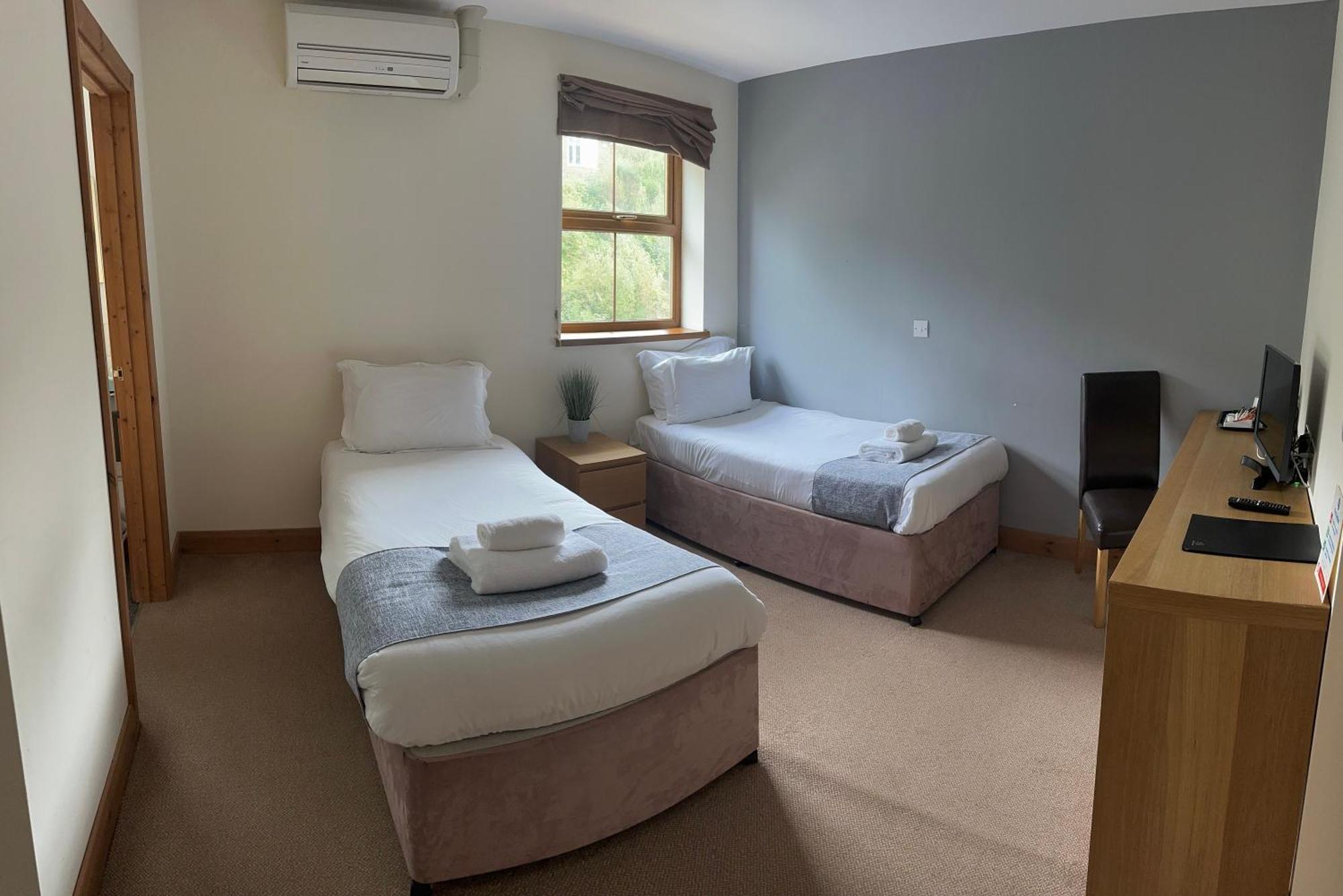 Afan Lodge 포트탤벗 외부 사진